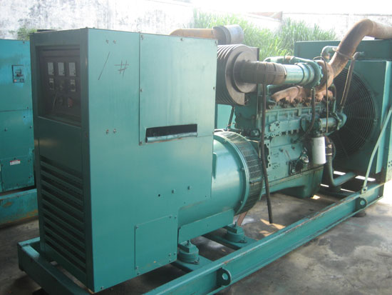 盐山租赁发电机- 发电机碳刷磨损的原因是什么