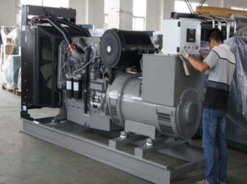 盐山柴油发电机组和储能设备配合使用的案例