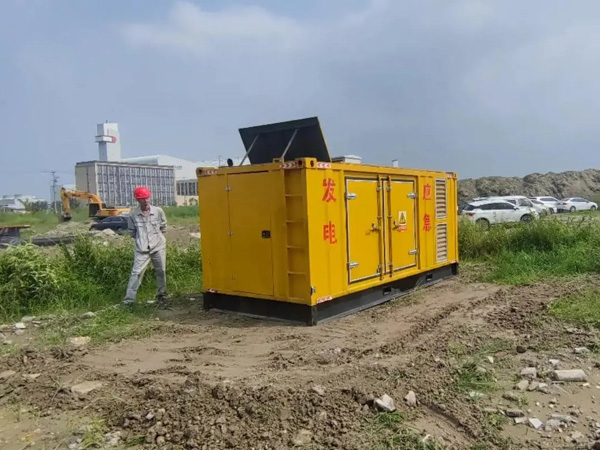 盐山冬季低温环境下，发电机组启动电瓶的容量需求是否会增加？