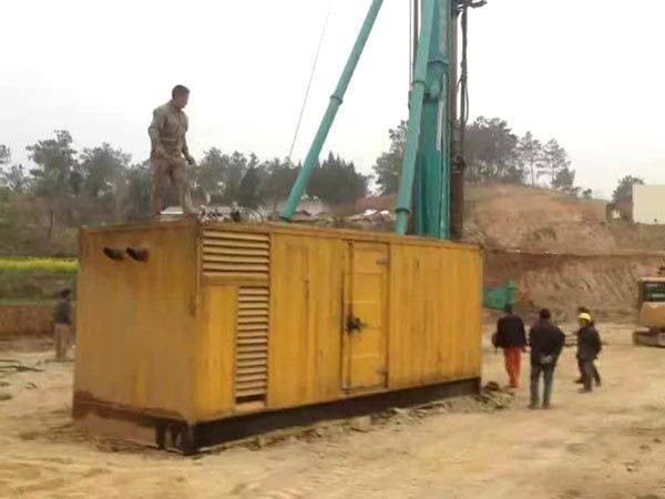 盐山如何判断水冷式机油散热器密封件是否需要更换？